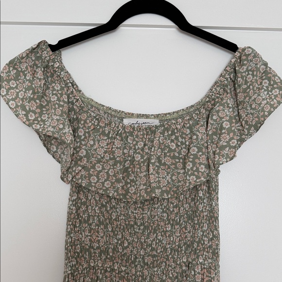 Carly Jean Los Angeles Floral Midi Dress in Green - Picture 2 of 2